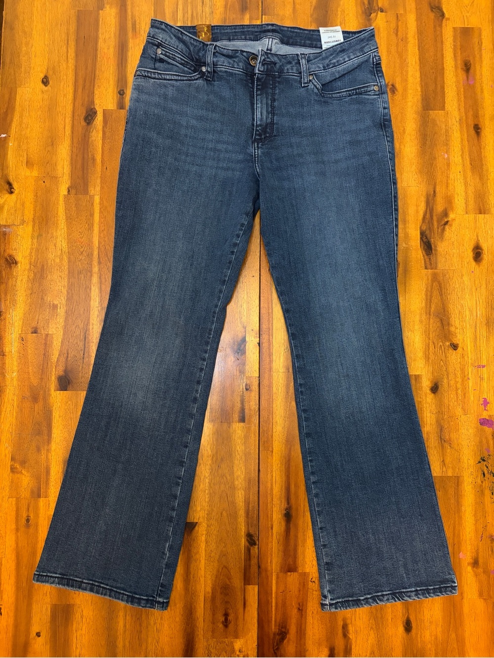 Women Aura Wrangler size 10SHT high rise flare boot cut jeans